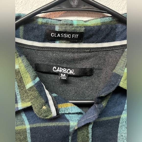Carbon Flannel Long Sleeve
Button Up Shirt - Size M - Picture 2 of 4